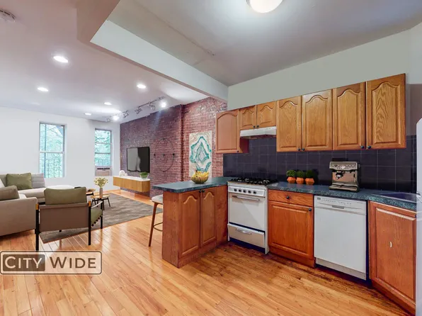 318 East 93rd Street image 1 of 8