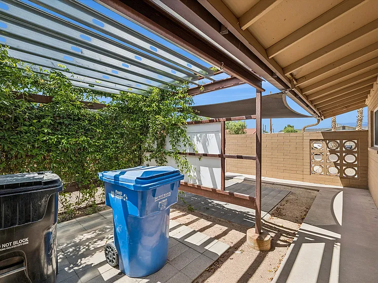 4819 E Cambridge Ave #1 — Photo 36
