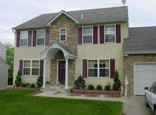 647 Brooke Rd, Glenside, PA 19038