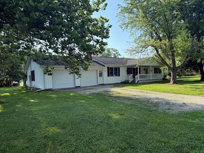 300 N Fulton St, Edina, MO, 63537