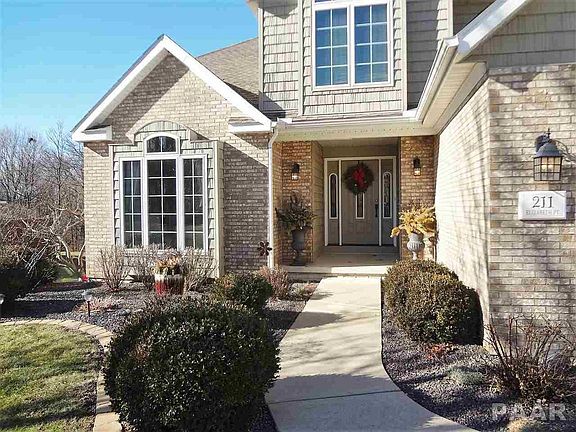 2nd image of 211 Elizabeth Pointe Dr