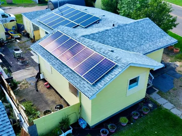 813 E Centre St, Hanna, AB T0J 1P0