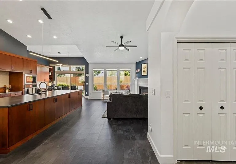 12580 W Mardia St — Photo 3