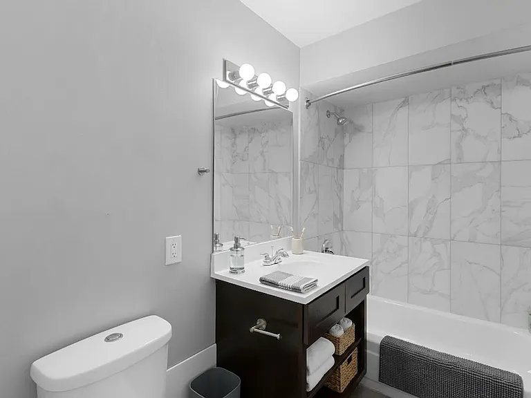 Victory Park Apartments — Photo 5