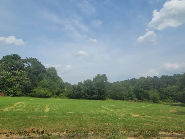 200 Orchard Ter, Loganville, GA 30052