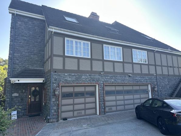 26 Blackhawk Ln