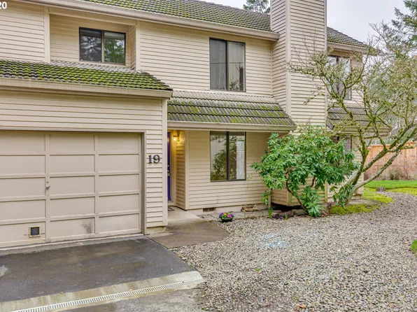12415 NW Haskell Ct APT 19, Portland, OR 97229