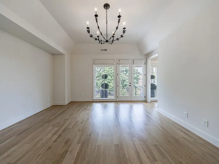 81 Delmont Dr NE — Photo 34