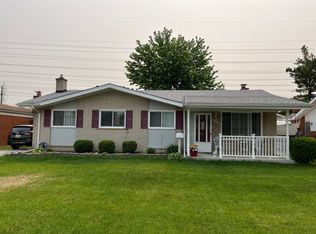 35658 Malibu Dr, Sterling Heights, MI 48312