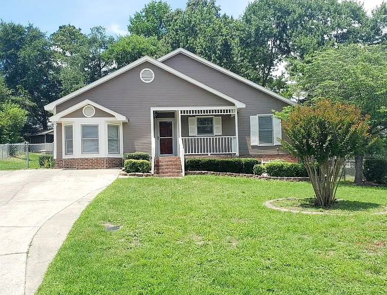 13 Tomafield Ct — Photo 2