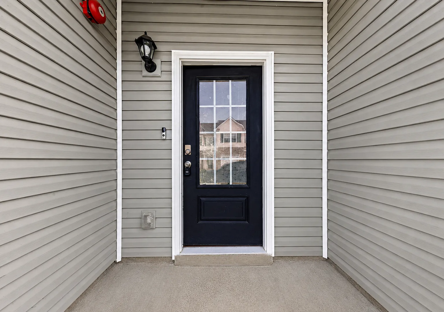 Move-In Special Available! Beautiful Townhome in Ashland City, TN! — Photo 3