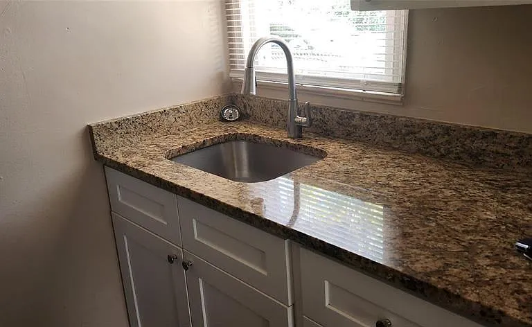 609 SW 4th Ave #2 — Photo 11