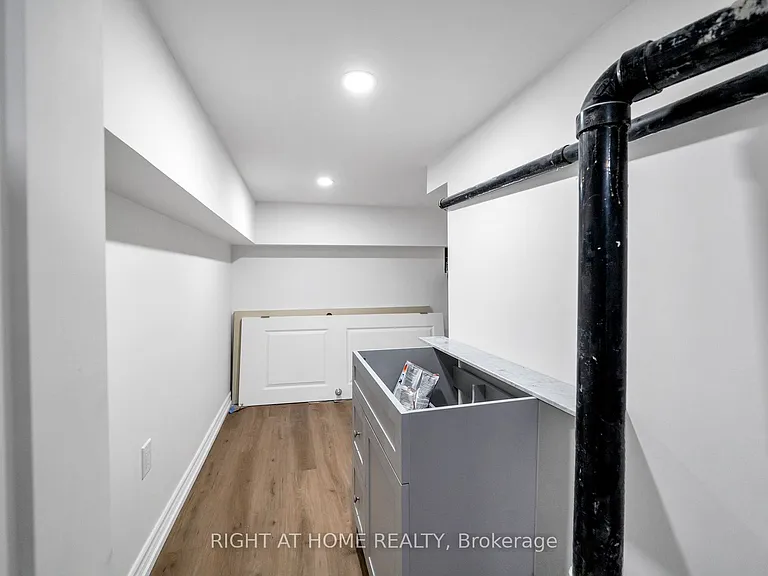 49 Priory Dr #BASEMENT — Photo 15