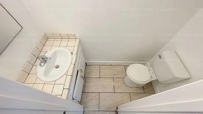 2909 S Chester Ave #7 — Photo 9