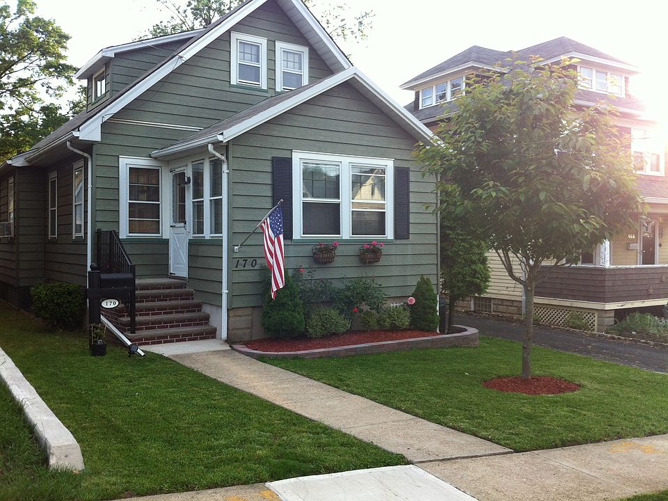 1st image of 170 Barnard Ave