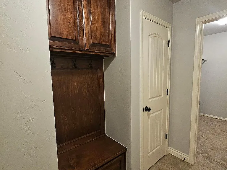 2732 Lerkim Ln — Photo 23