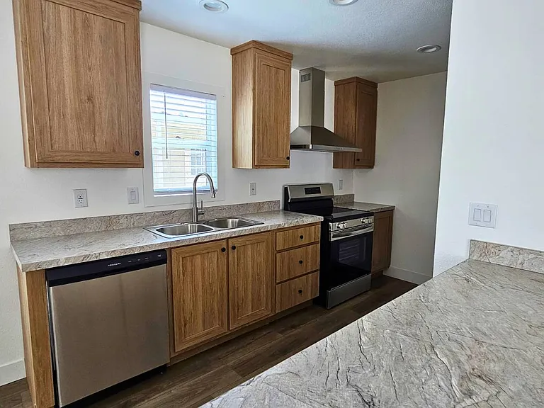 1409 N French St #28 — Photo 2