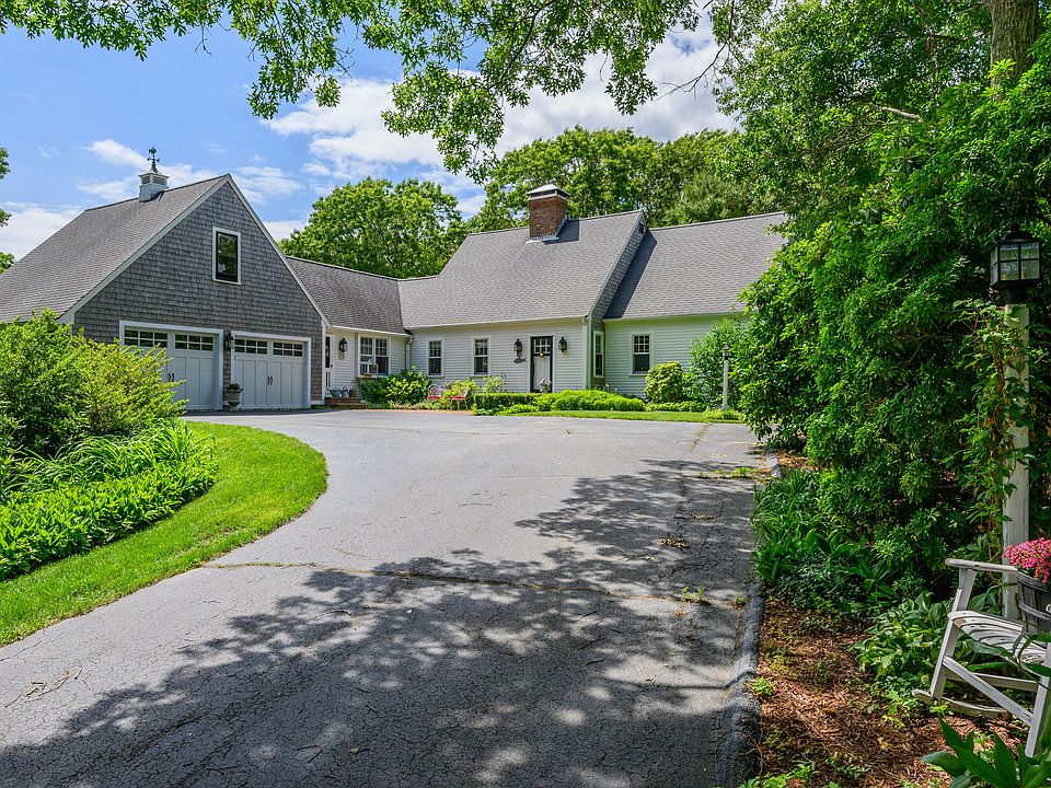1st image of 6 Crestview Dr Extension