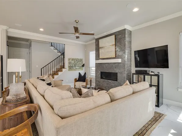 923 NW 43rd St, Oklahoma City, OK 73118