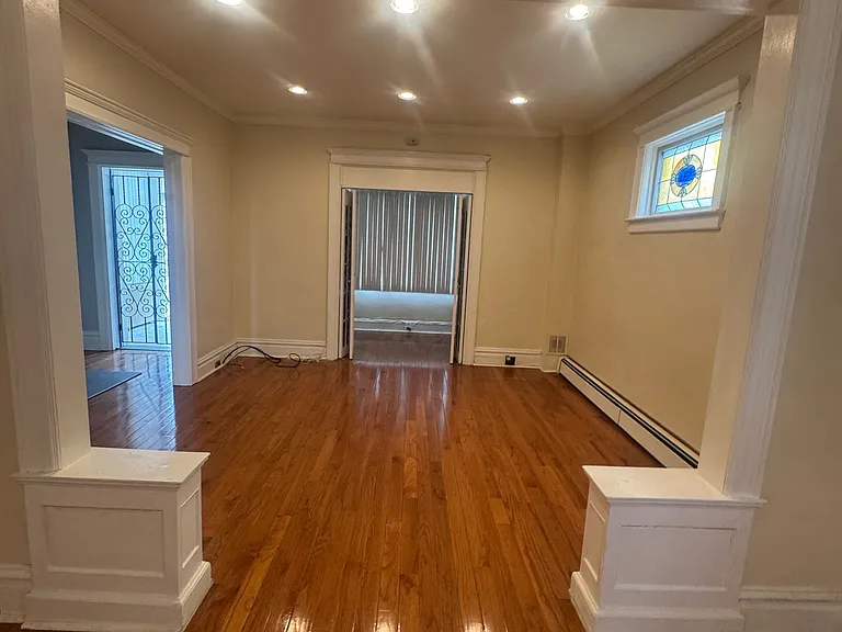 710 Hillside Ave — Photo 1