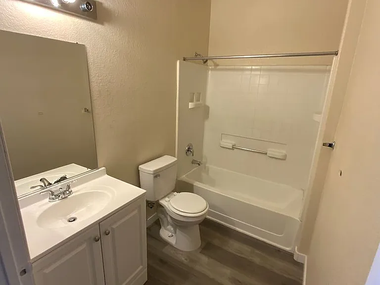 4730 E Craig Rd #26 — Photo 9