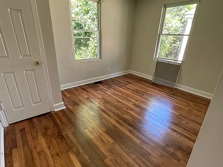 305 Orange St — Photo 11