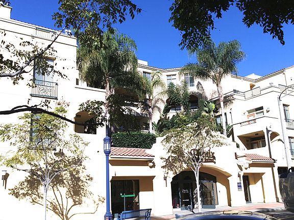 Palazzo Westwood exterior