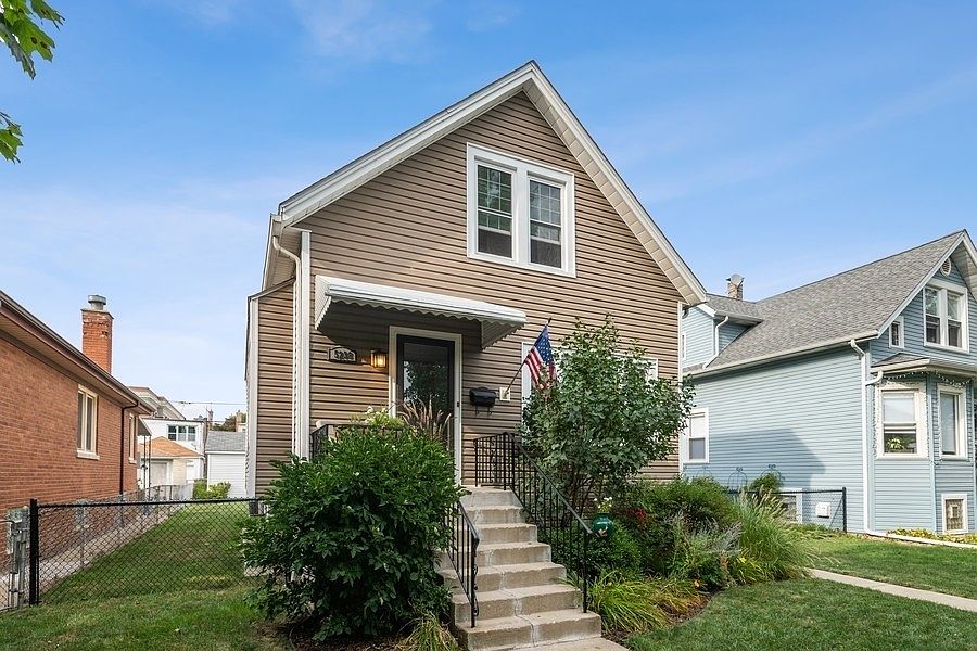1st image of 5238 W Waveland Ave