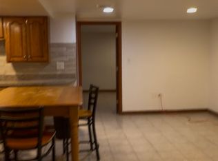 7539 Roberts Rd #B, Bridgeview, IL 60455