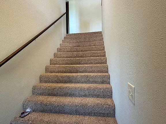 2nd image of 2812 Gillam Way