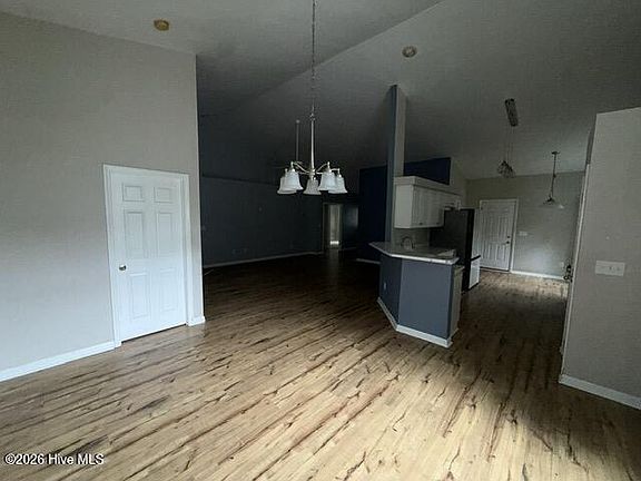 4th image of 116 Bermuda View