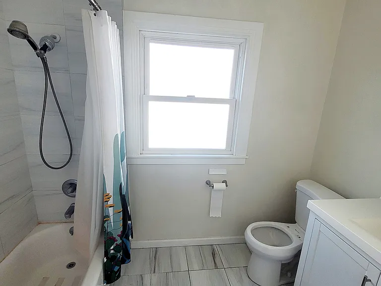 400 Maud Ave — Photo 13