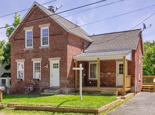 10 Foster St, Pepperell, MA 01463