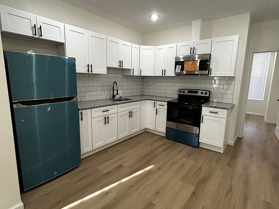 1st image of 1624 W Westmoreland St #1