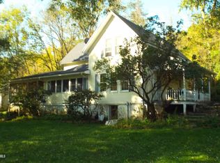 1214 S Goose Hollow Rd, Elizabeth, IL 61028