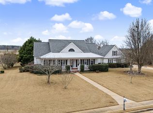 28 Rock House Rdg, Senoia, GA 30276
