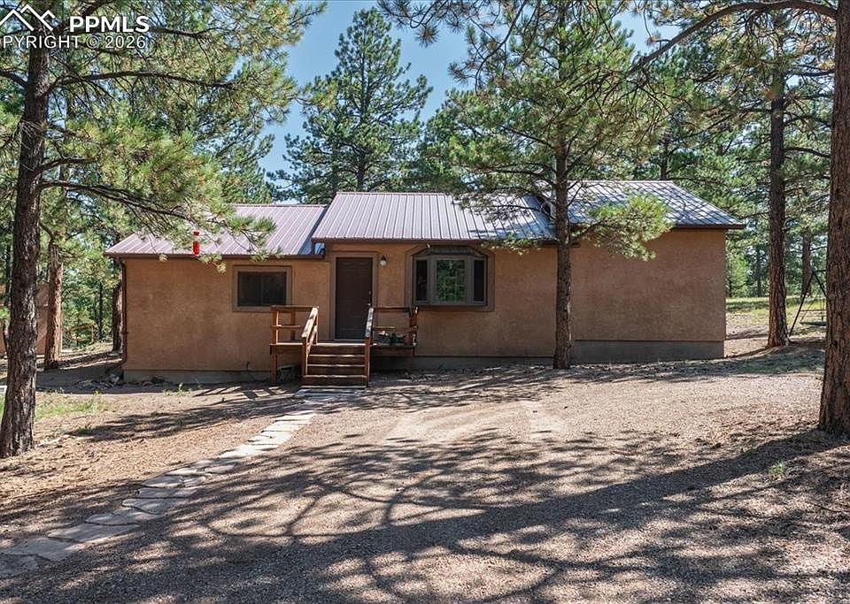 1st image of 832 Wykagyl Rd