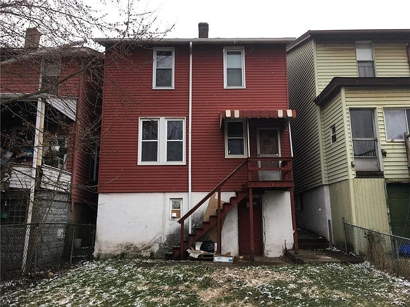2nd image of 538 Ridge Ave