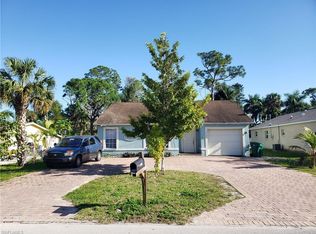 5206 Warren St, Naples, FL 34113