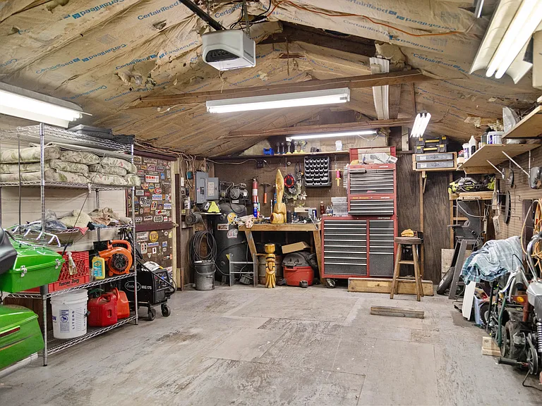 34 E Reliance Rd — Photo 26