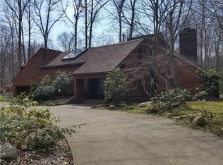 5702 Langmore Ln, Erie, PA 16505