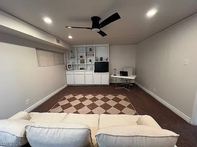 6213 Fairwood Ave — Photo 46
