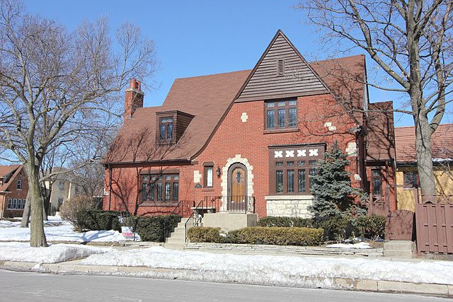 1st image of 1200 N Elmwood Ave
