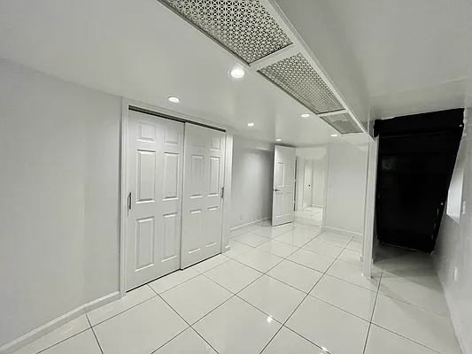 Rented by Highline Residential | media 31