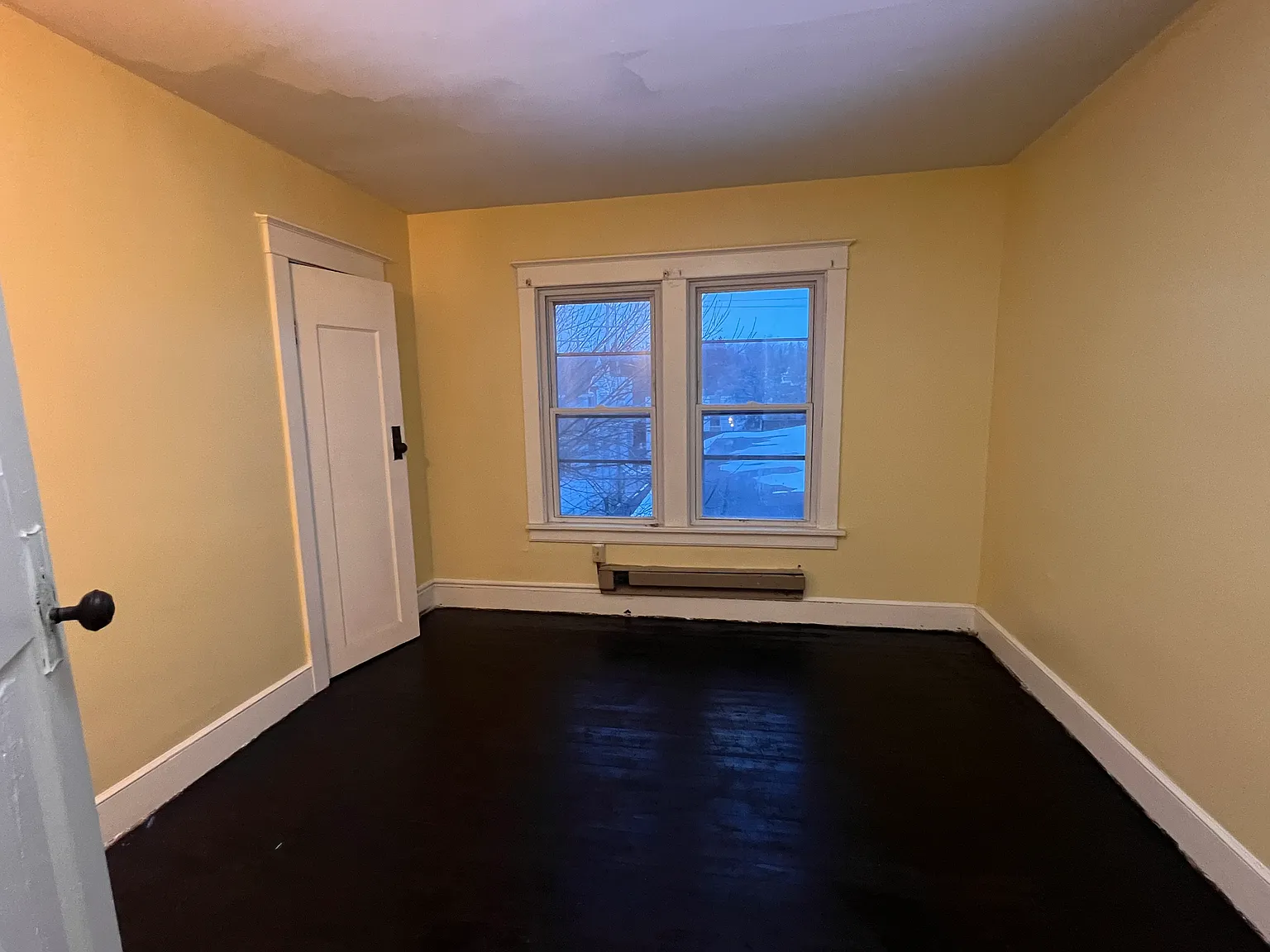 4 bed, 800 sqft, $1,500 — Photo 3
