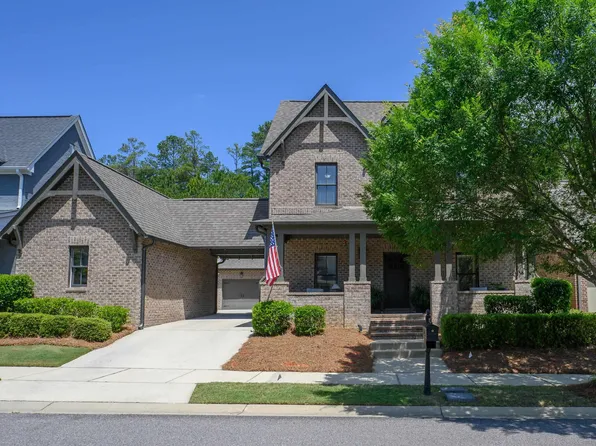 2752 Montauk Rd, Hoover, AL 35226