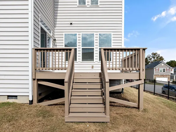 4050 Reunion Creek Pkwy, Apex, NC 27539