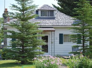 615 S Park Ave, Mackay, ID 83251