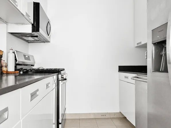 99 John Street image 3 of 7