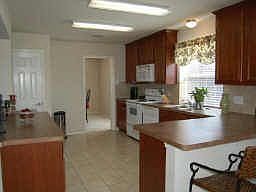 5th image of 617 Cranbrook Dr